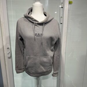 Abercrombie & Fitch Light Gray Fleece Pullover